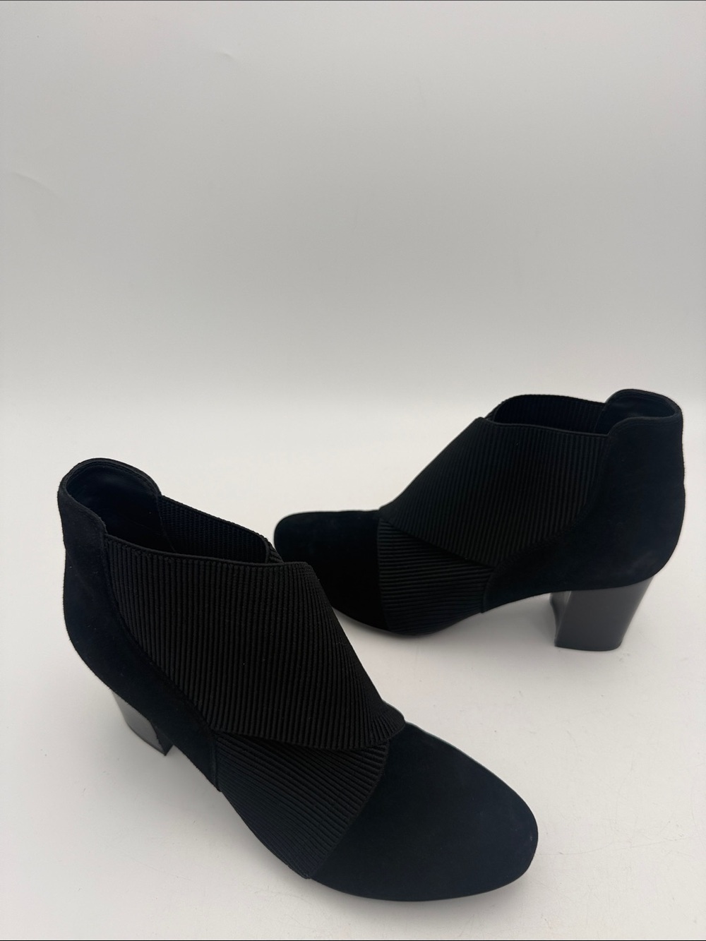 Vintage vaneli Black Women's Ankle Booties 6.5M Textured Elastic Wrap Y2K goth